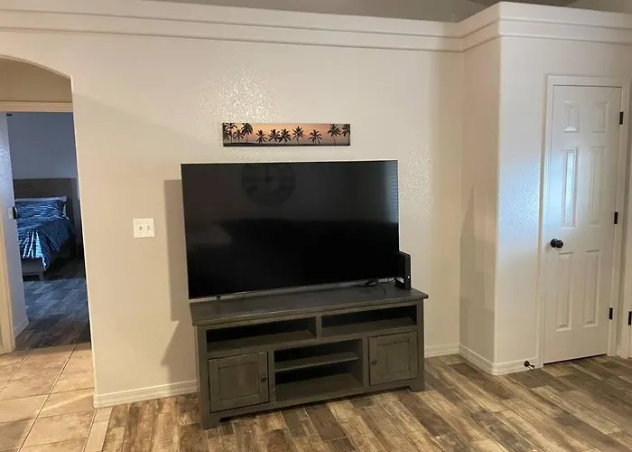 Havasu House 4 Bedroom & 3 Ba W/pool & Hot Tub 4* Lake Havasu City