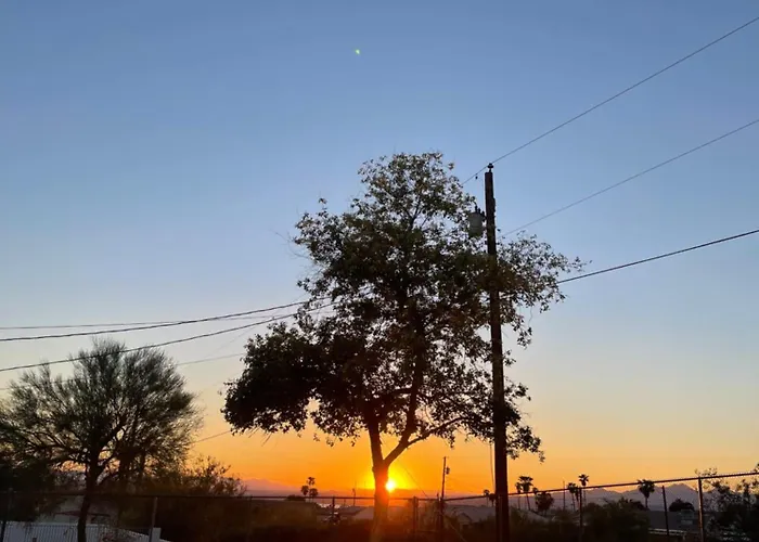 Havasu House 4 Bedroom & 3 Ba W/pool & Hot Tub Hotel Lake Havasu City